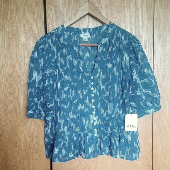 NWT Blue Patterned Blouse - Picture 1 of 10